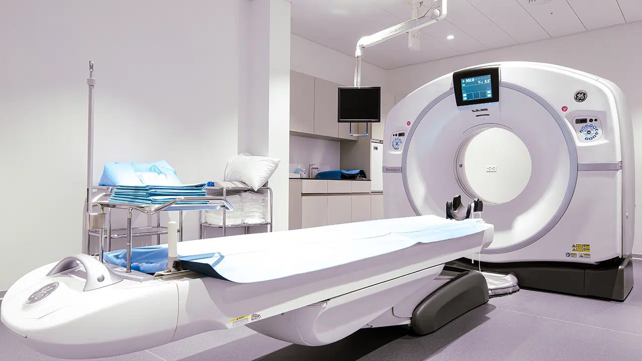 CT Gerät im MRI Bern