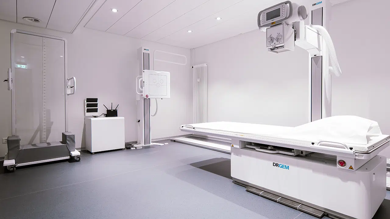 Röntgengerät im MRI Bern